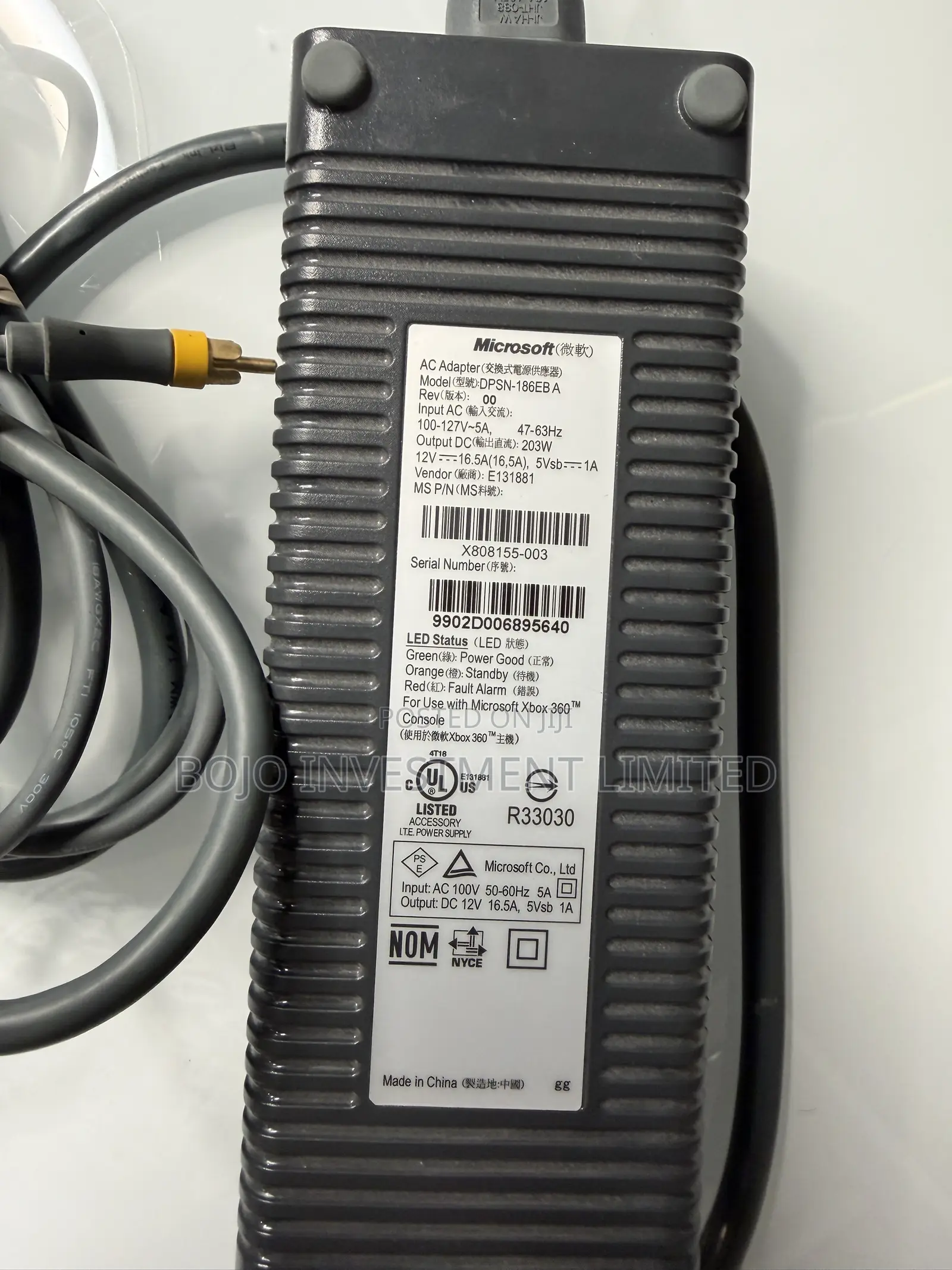 Xbox 360 / Hard Disk Drive(HDD) / 1 Controller/ Power Adapter