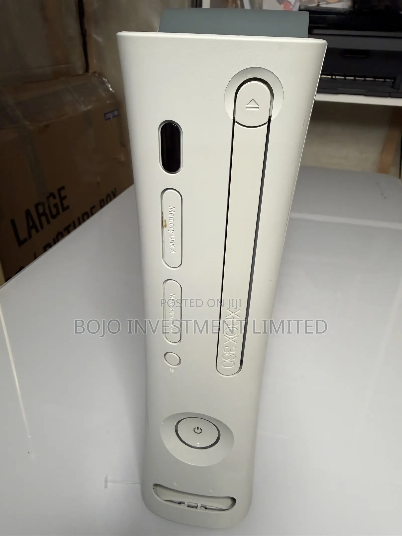 Xbox 360 / Hard Disk Drive(HDD) / 1 Controller/ Power Adapter