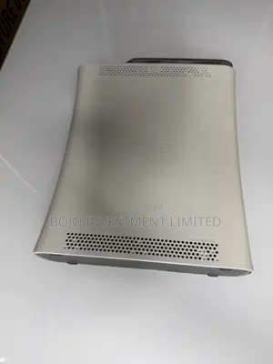 Xbox 360 / Hard Disk Drive(HDD) / 1 Controller/ Power Adapter