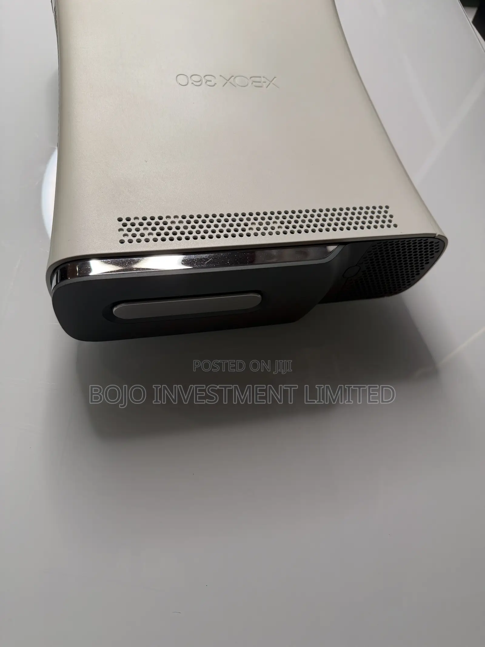 Xbox 360 / Hard Disk Drive(HDD) / 1 Controller/ Power Adapter