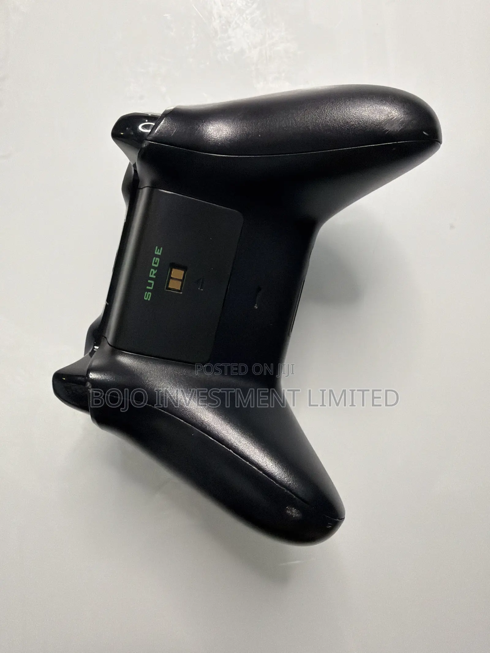 Xbox 360 / Hard Disk Drive(HDD) / 1 Controller/ Power Adapter