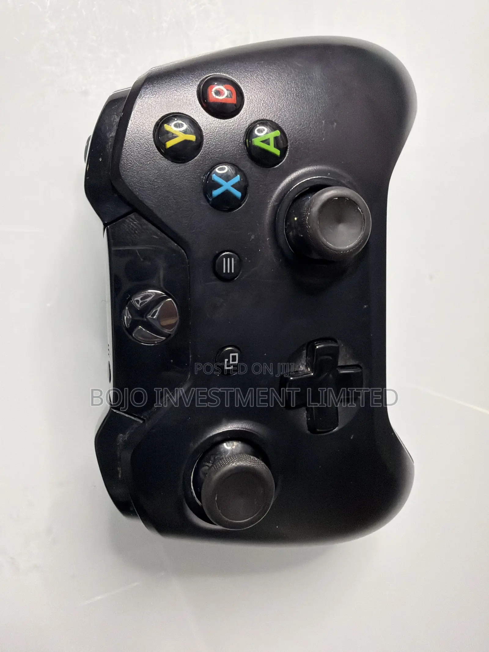 Xbox 360 / Hard Disk Drive(HDD) / 1 Controller/ Power Adapter