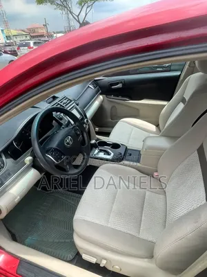 Toyota Camry LE 4dr Sedan (2.5L 4cyl 6A) 2013 Red