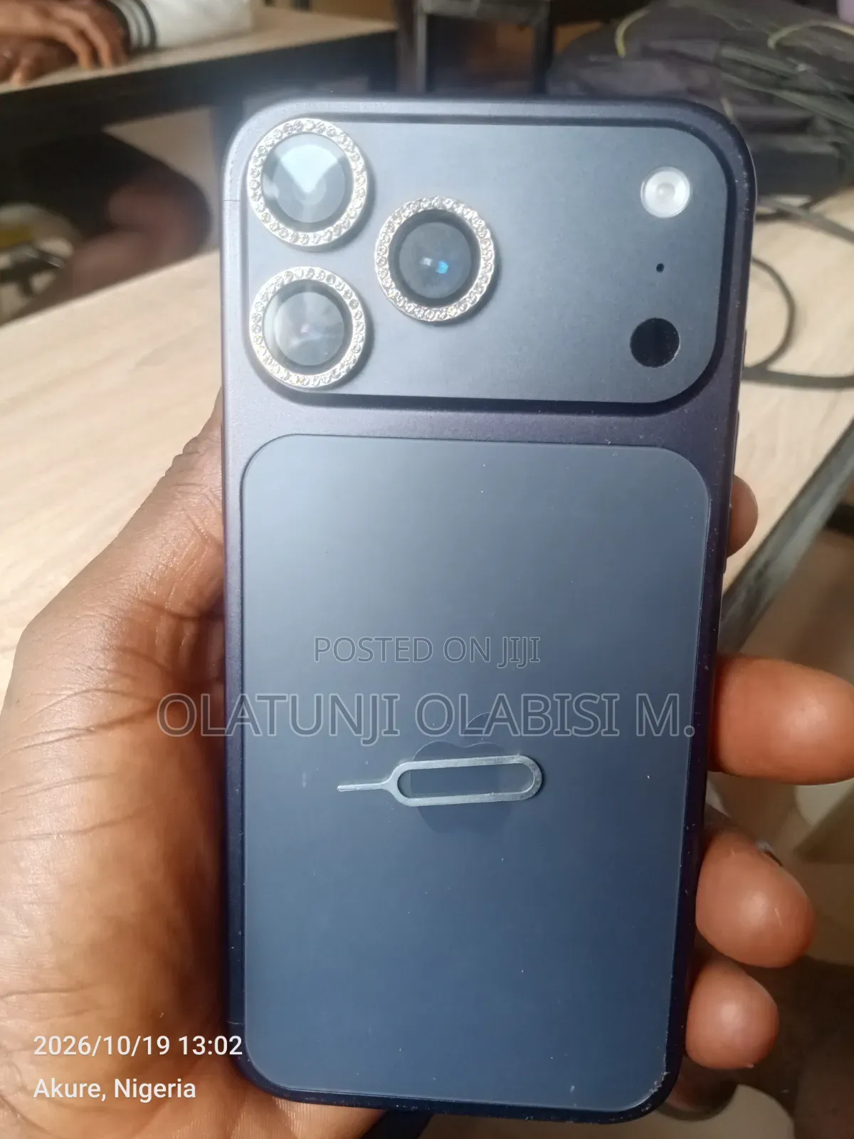 Apple iPhone 17 Pro Max 1 TB Blue
