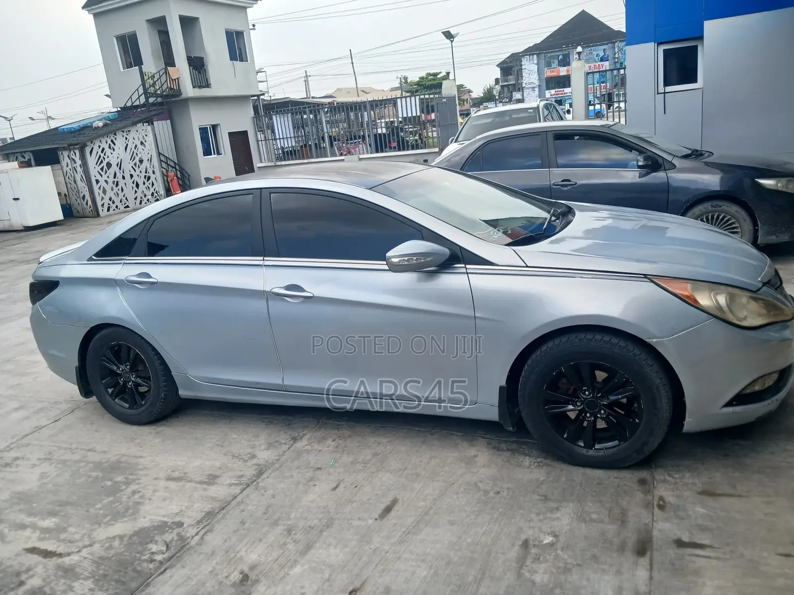 Hyundai Sonata 2011 Silver