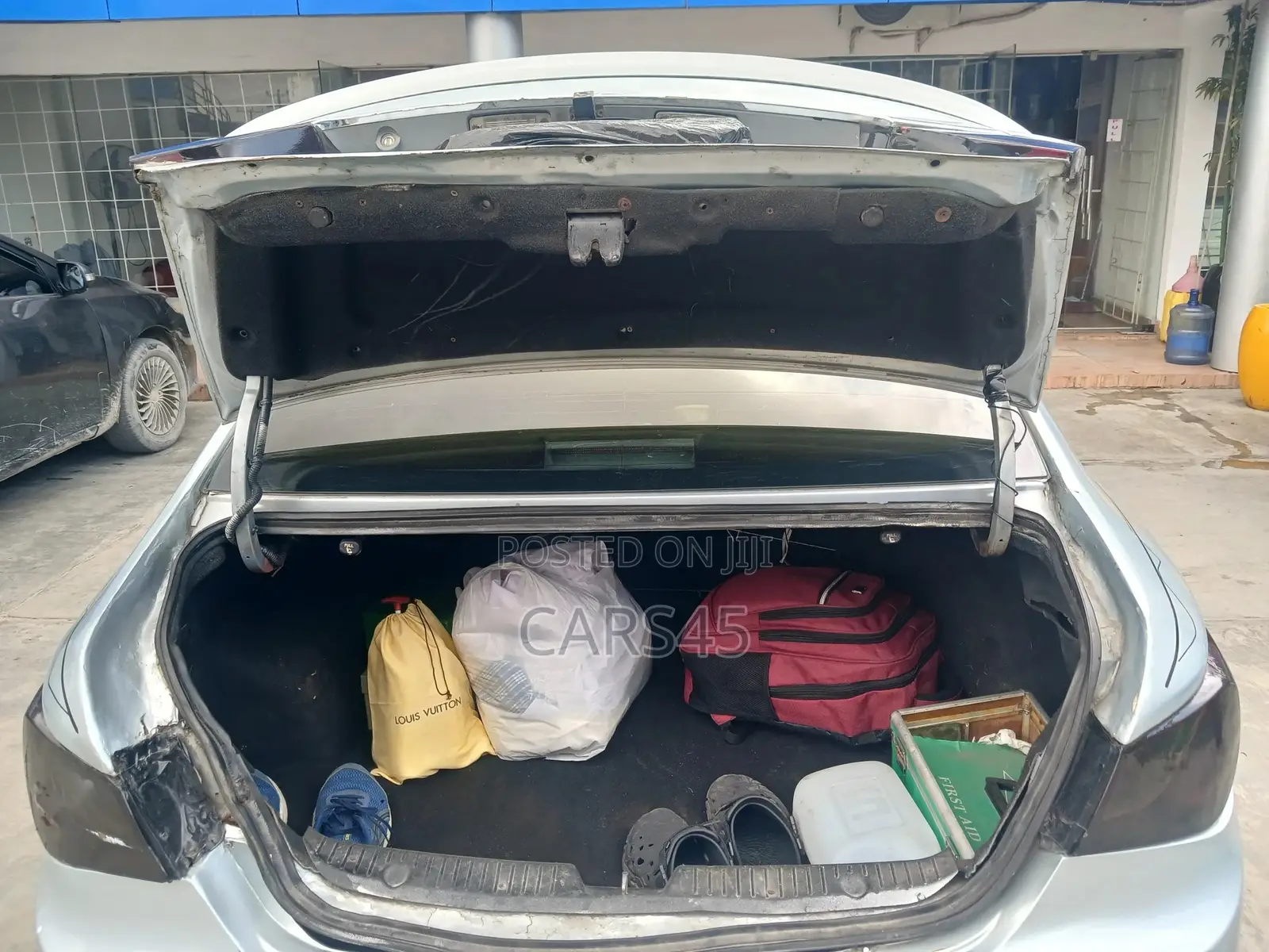 Hyundai Sonata 2011 Silver