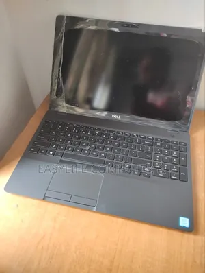 Laptop Dell Latitude 5500 8GB Intel Core i5 SSD 256GB