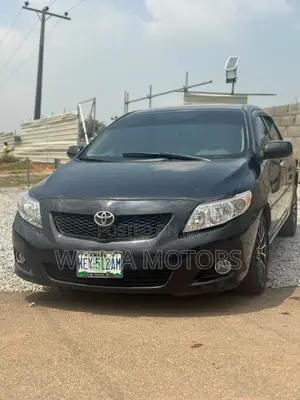 Toyota Corolla LE 4dr Sedan (1.8L 4cyl 4A) 2010 Black