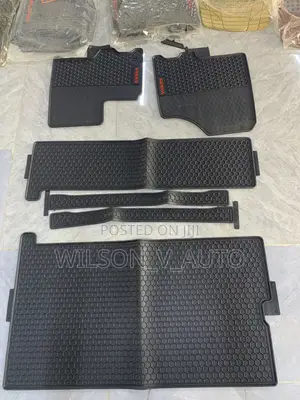 Heavy Duty Toyota Sienna Follow Come Rubber Floor Mats Set