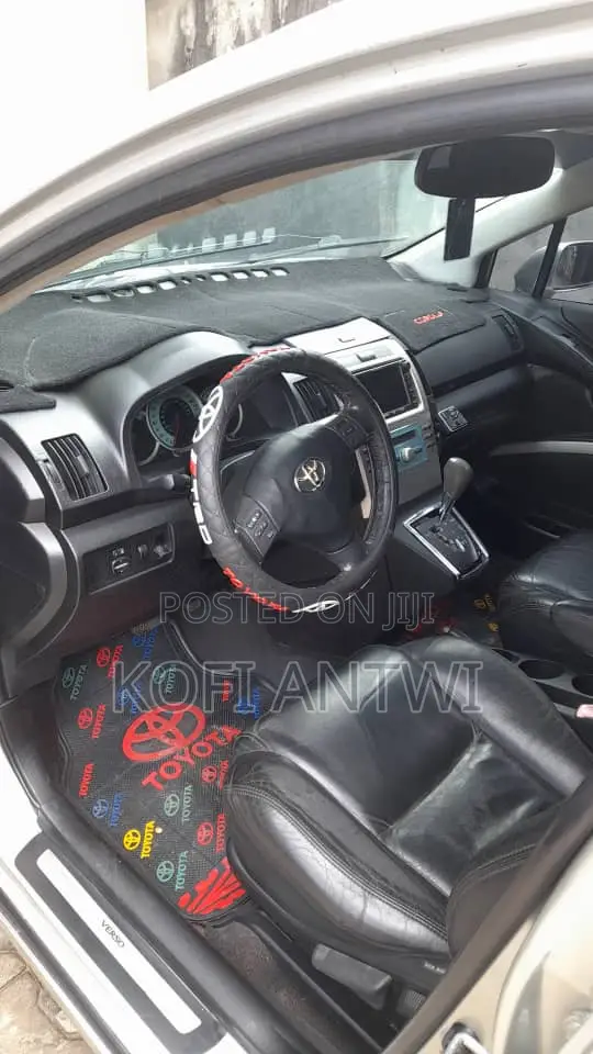 Toyota Corolla Verso 1.8 2007 Silver