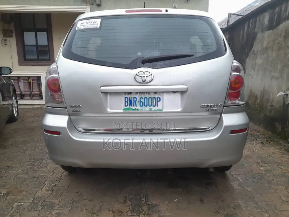 Toyota Corolla Verso 1.8 2007 Silver