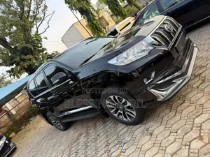 Toyota Land Cruiser Prado 2024 Black