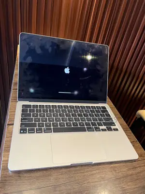 Laptop Apple MacBook Air 2025 M4 16GB Apple M4 SSD 256GB