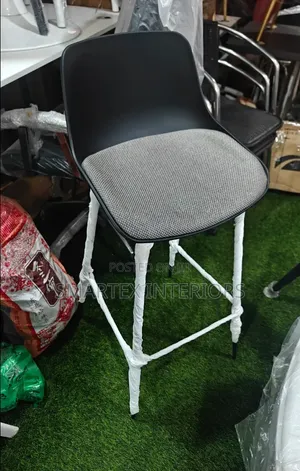 Best Quality Plastic Padded High Barstool