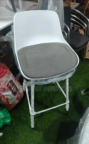 Best Quality Plastic Padded High Barstool
