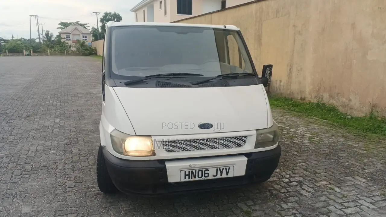 Ford Transit 2010 White