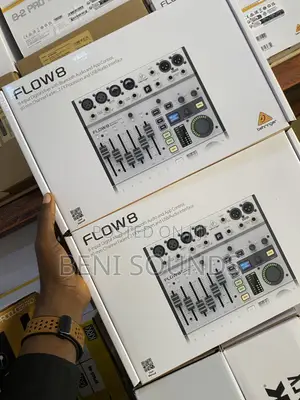 Flow 8 Behringer Mixer