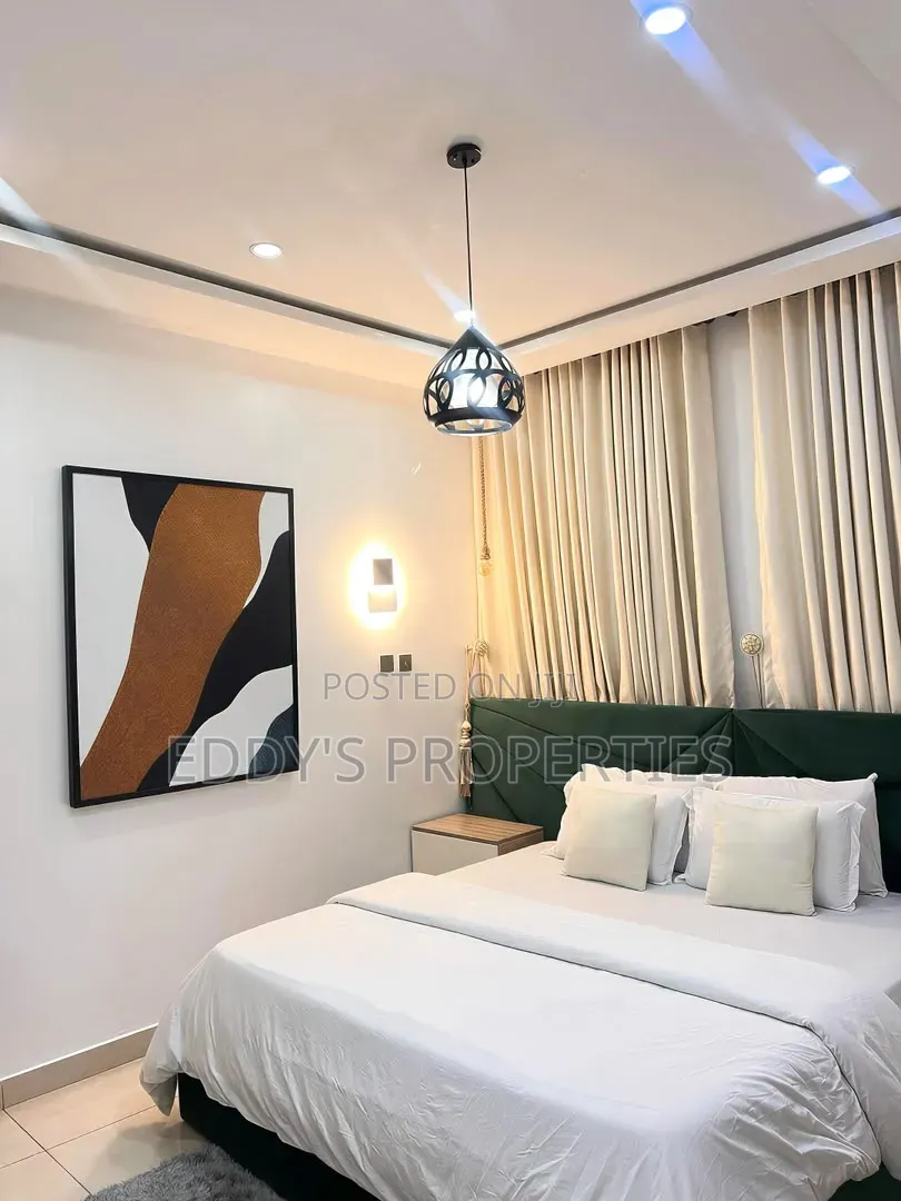 Luxury 3 Bedroom Apartment