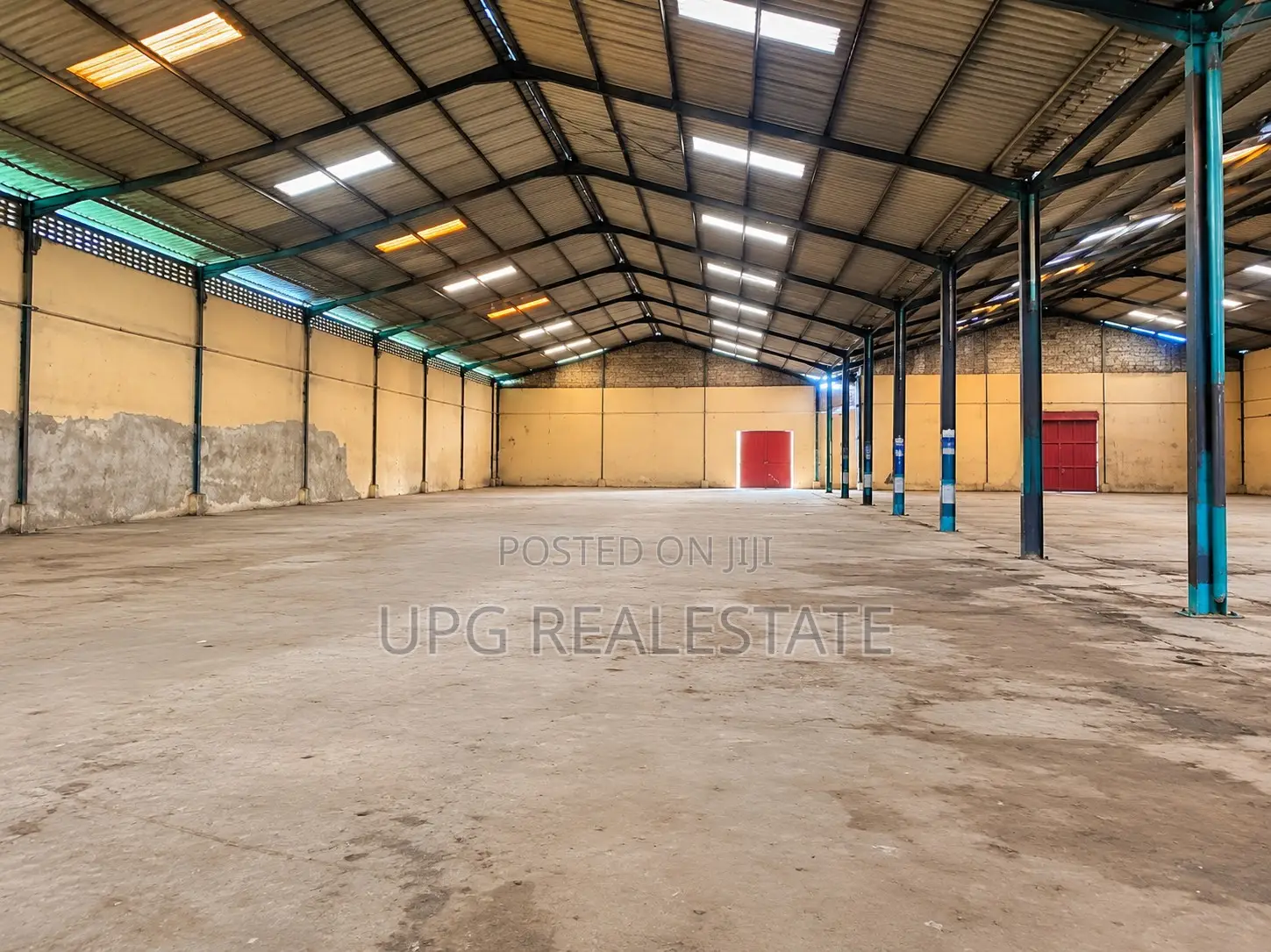 Spacious Warehouse