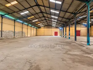 Spacious Warehouse