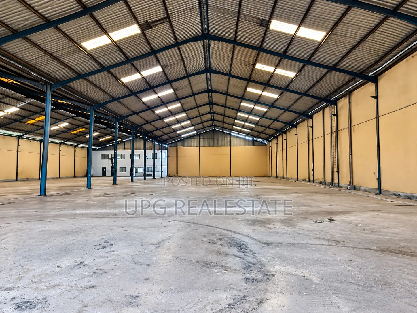 Spacious Warehouse