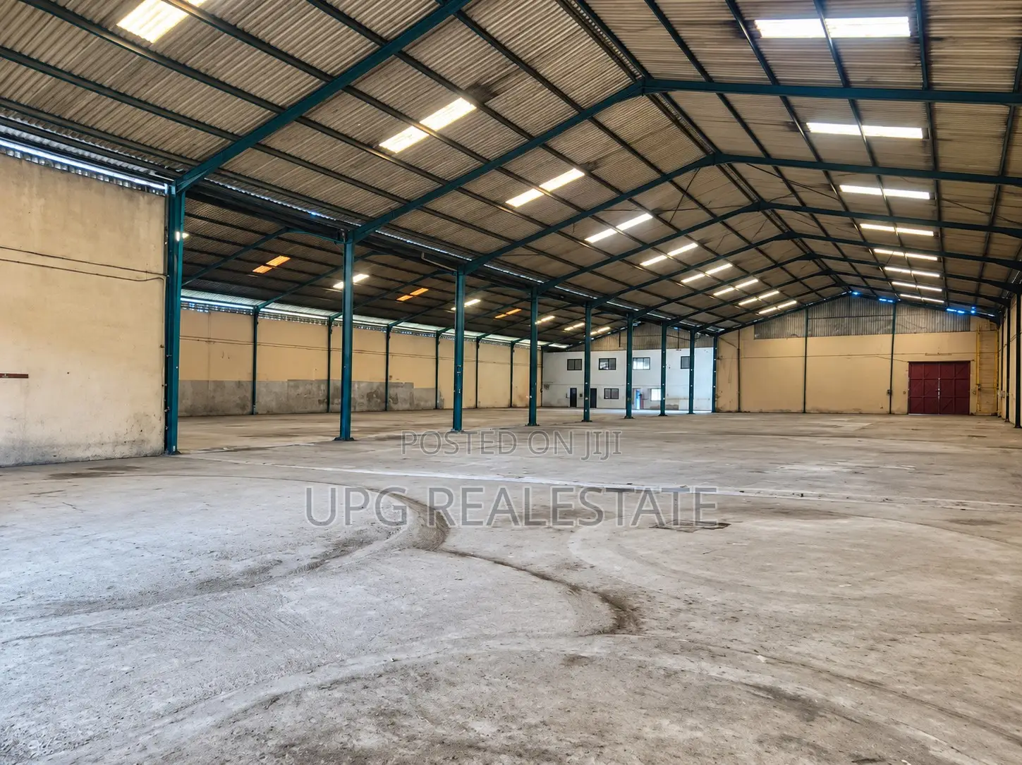 Spacious Warehouse