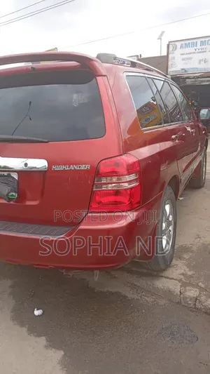 Toyota Highlander 2004 Red