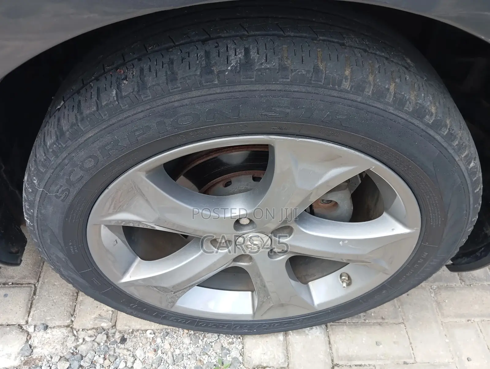 Toyota Venza 2011 Silver
