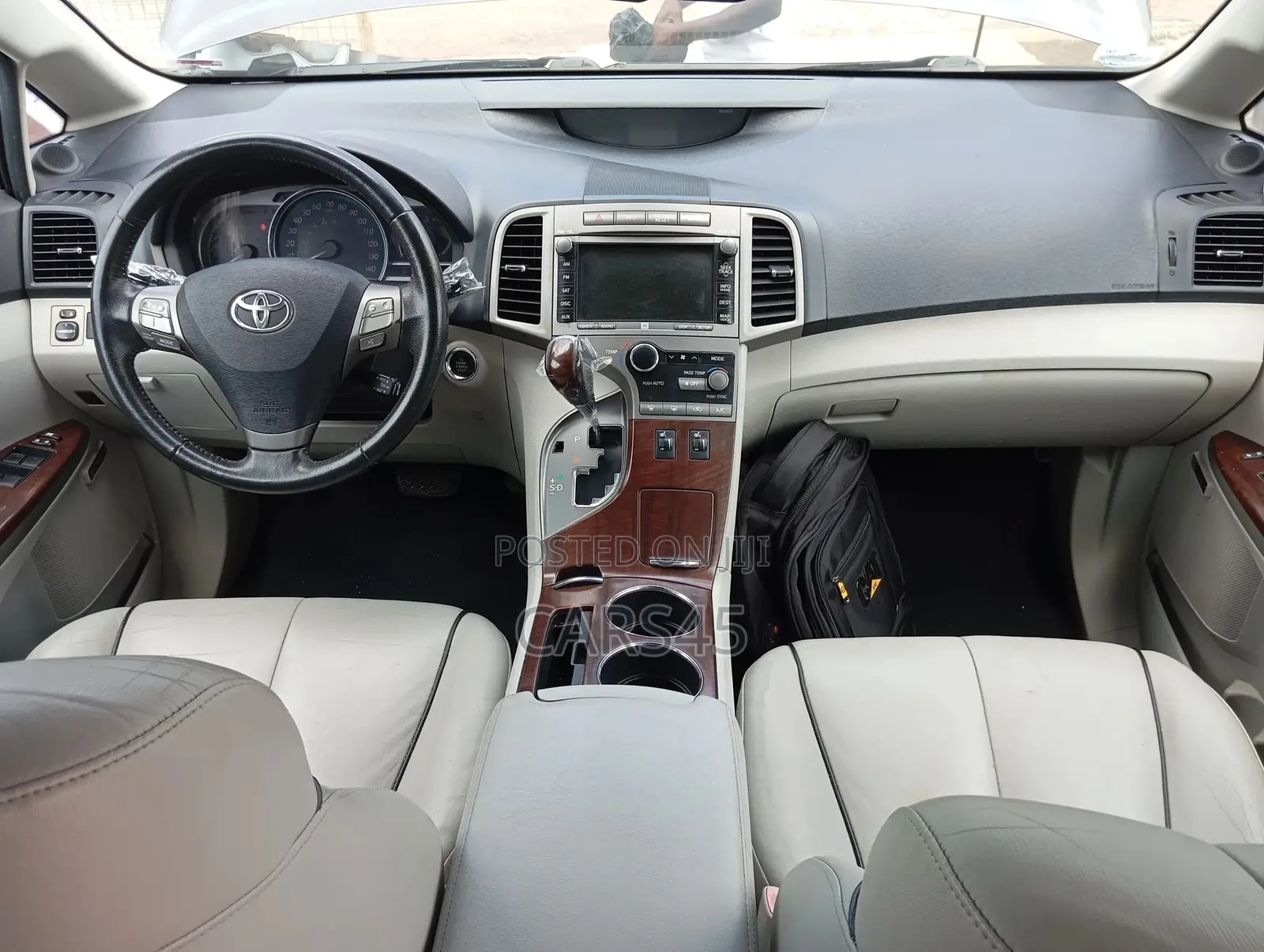 Toyota Venza 2011 Silver