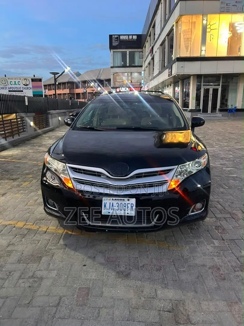 Toyota Venza AWD 2011 Black