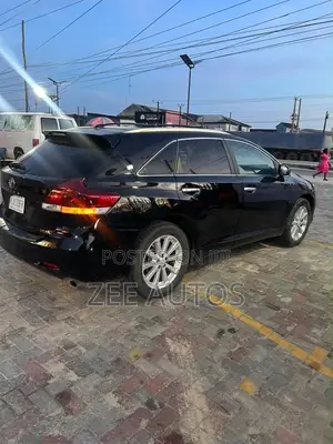Toyota Venza AWD 2011 Black