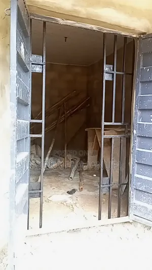 Shop to Let at Ifite Road by Aroma