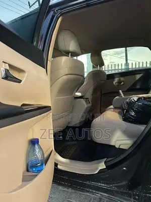 Toyota Venza AWD 2011 Black