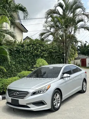 Hyundai Sonata Limited 2.0T 4dr Sedan (2.0L 4cyl Turbo 6A) 2015 Silver