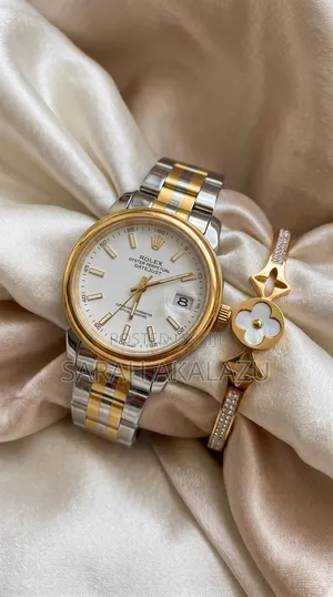 Wristwatch and Bracelet Gift Set