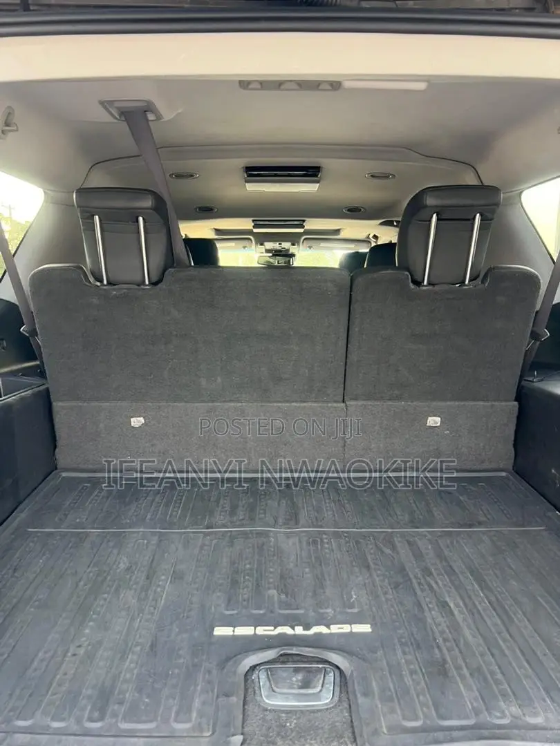 Cadillac Escalade 2016 Black