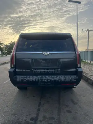 Cadillac Escalade 2016 Black