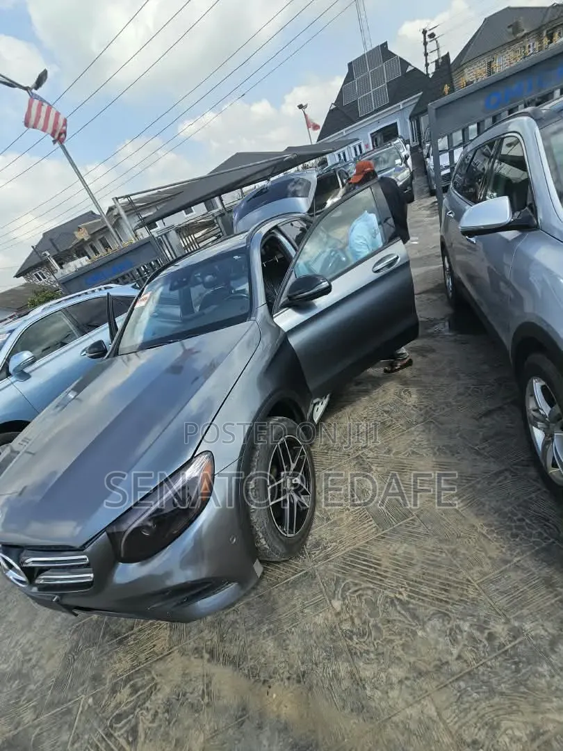 Mercedes-Benz GLC-Class 2017 Gray