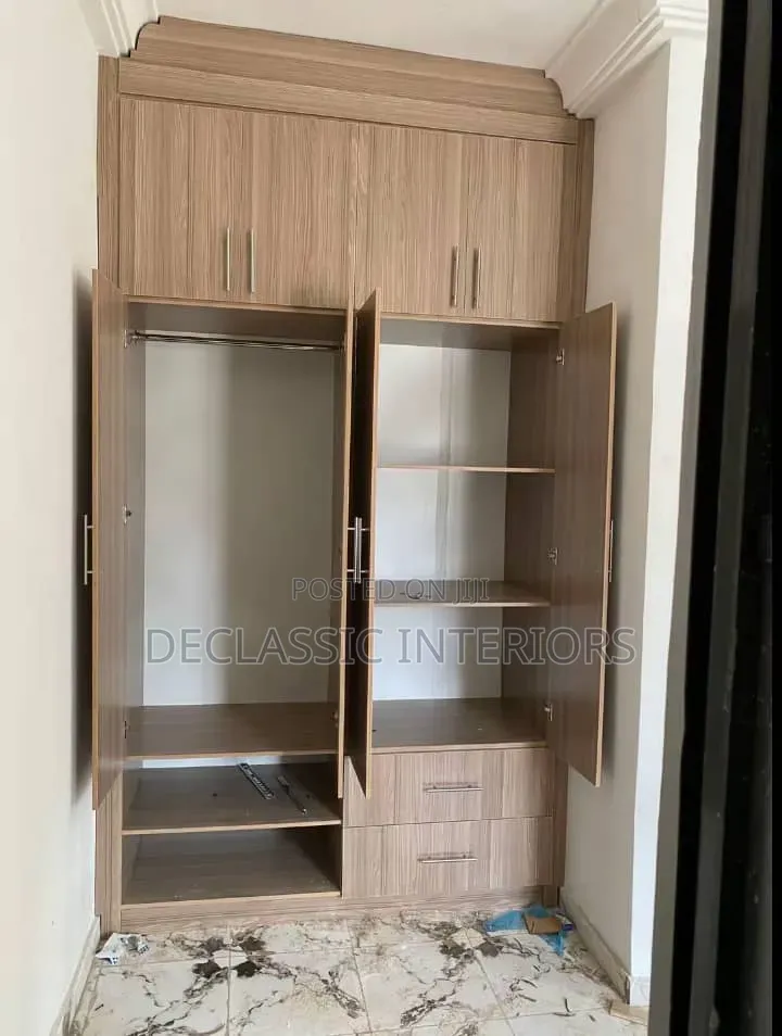 Classy and Functional Wardrobe