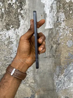 Infinix Hot 60i 128 GB Black