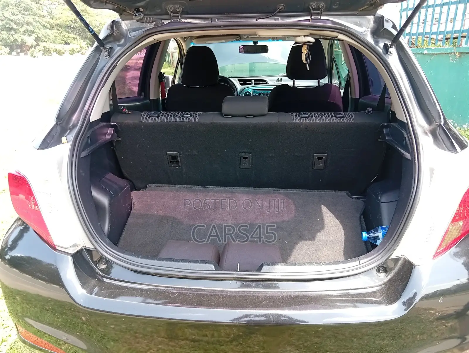 Toyota Yaris 2014 Black