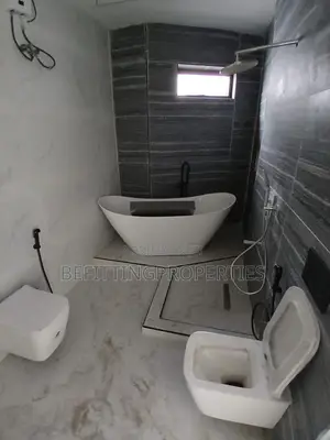 5bdrm Duplex in Lekki for sale