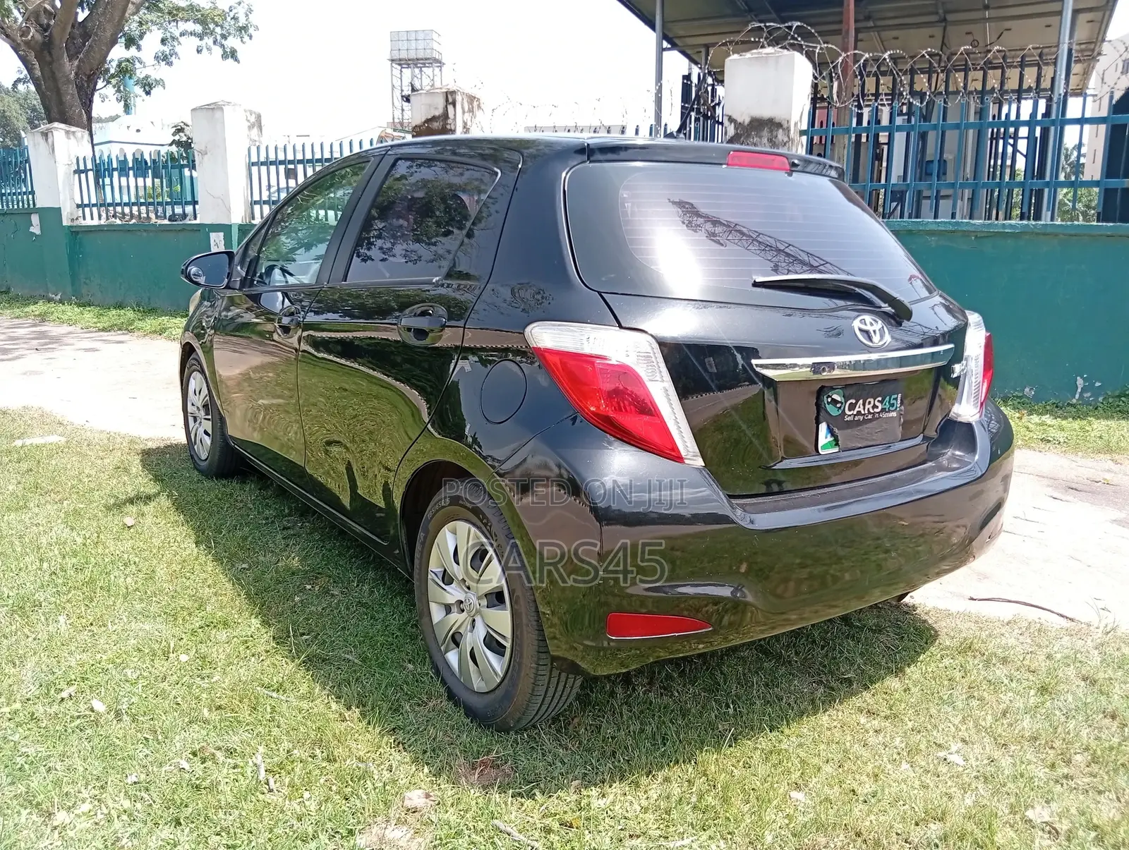 Toyota Yaris 2014 Black