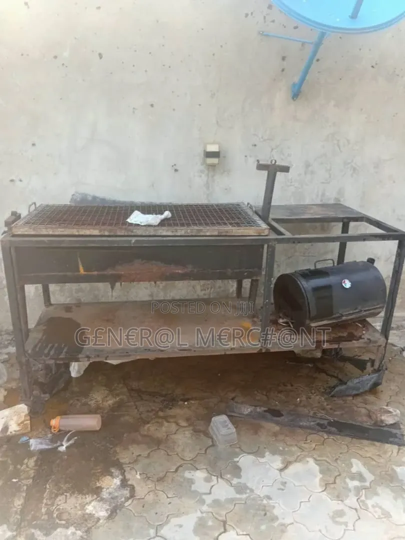 Barbecue Grill Stand