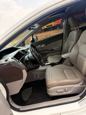 Honda Civic 2012 White