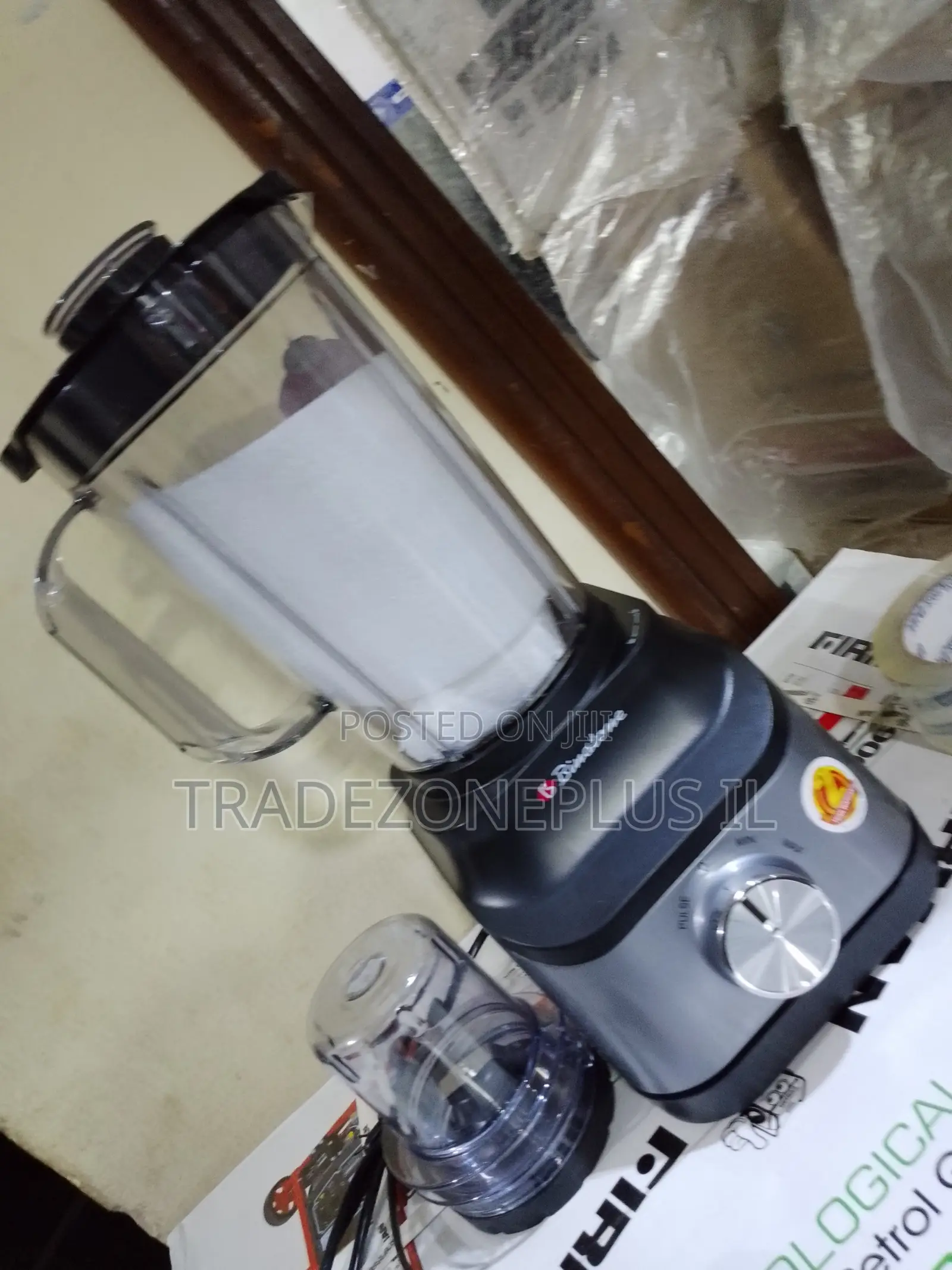 Everyday Kitchen Essential Binatone BLG 695 Blender