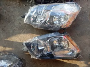 Headlight Pontiac Vibe 010