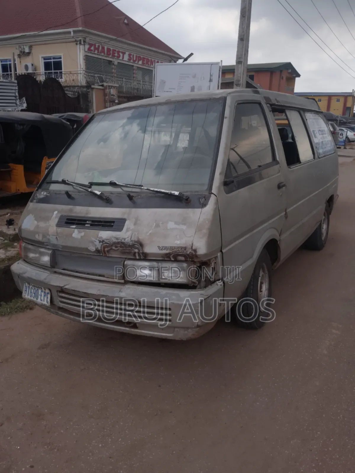 Bus 1996 Silver