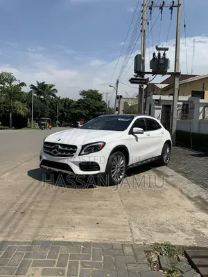 Mercedes-Benz GLA 250 2020 White