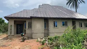 4bdrm Bungalow in No 4 Sangobiyin, Ido for sale